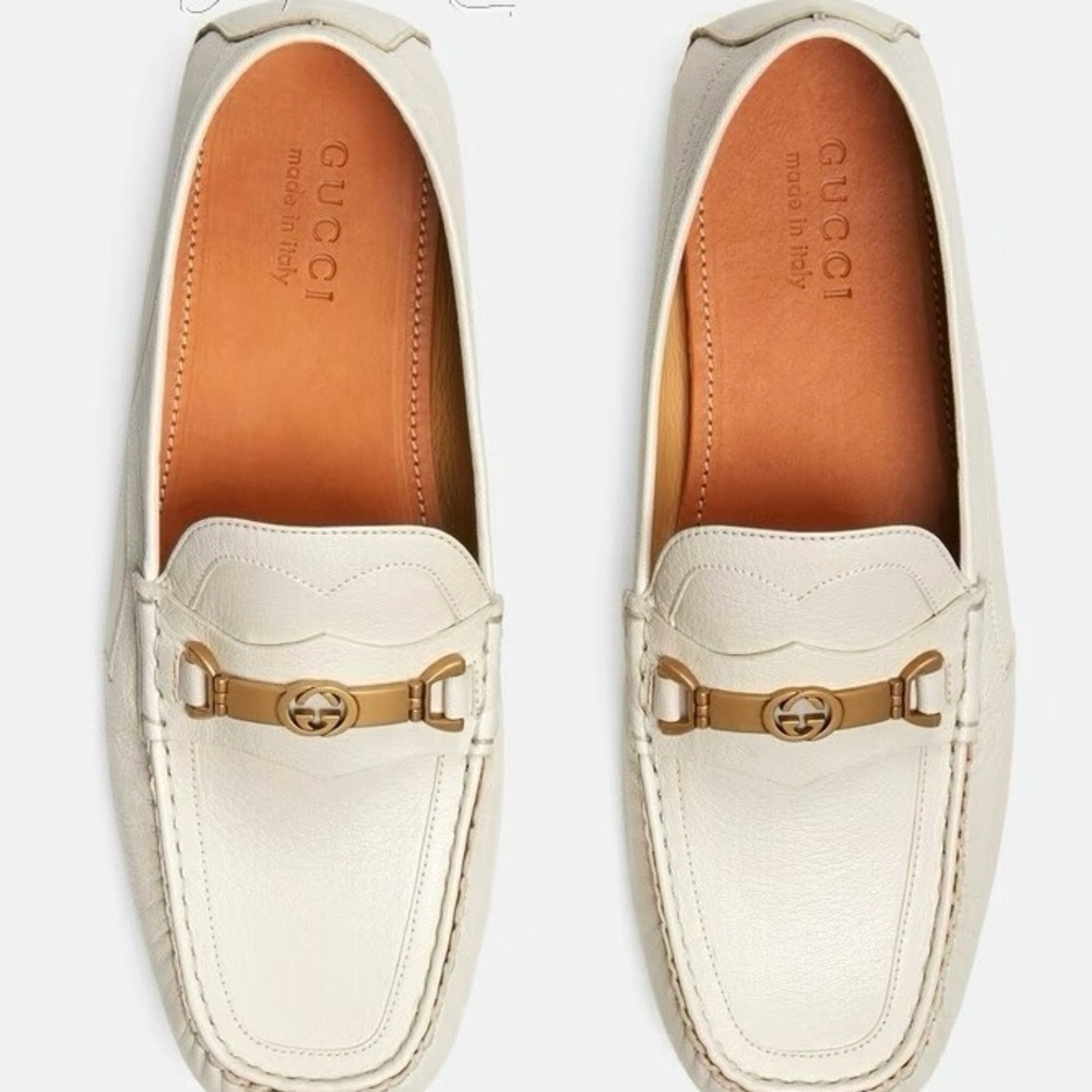 Gucci White Leather Loafers with Gold Accent